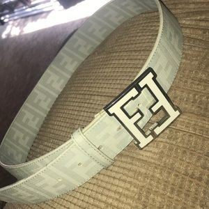 100% Authentic warn fendi belt